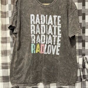 Radiate Love Graphic Tee - Black